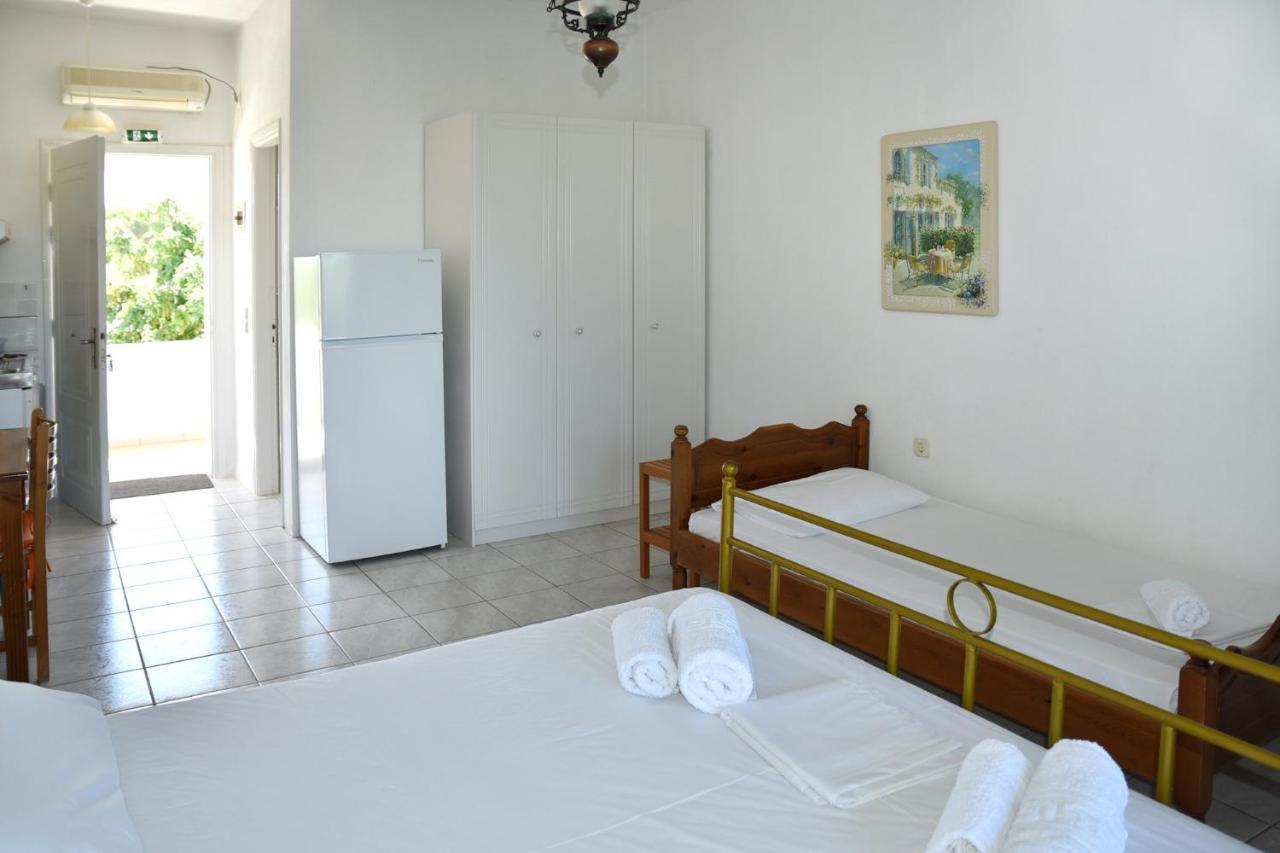 Appartamento Sani Kasimis Kyparissia Esterno foto